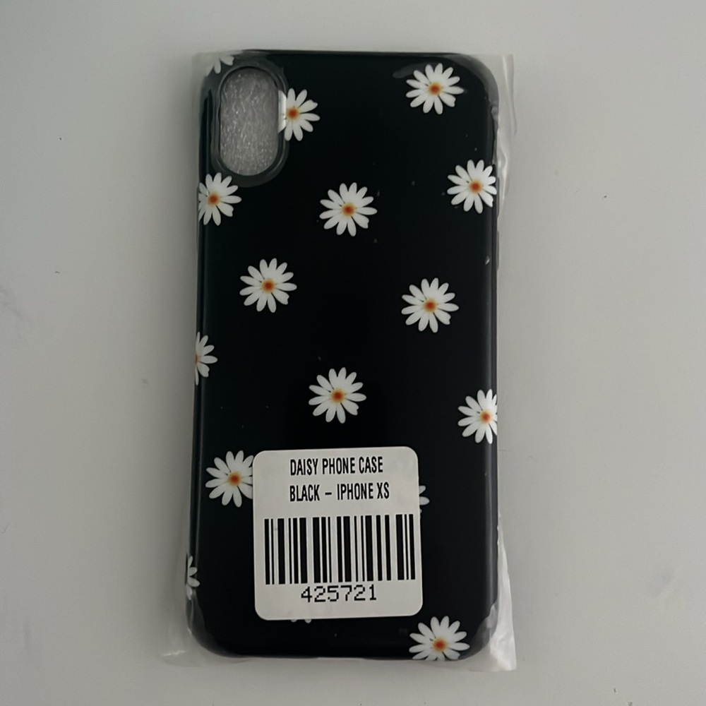 iPhone XS Cell Phone Case - Black with Daisy Flower Pattern